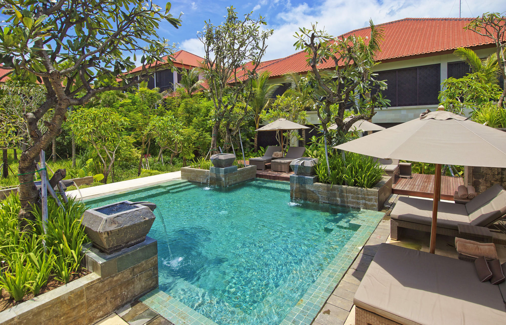 เดอะ วิลลา แอท แฟร์มอนต์ ซานูร์ บีช บาหลี Hotel ภายนอก รูปภาพ