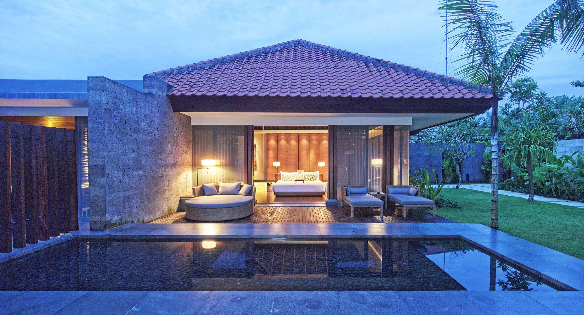 เดอะ วิลลา แอท แฟร์มอนต์ ซานูร์ บีช บาหลี Hotel ภายนอก รูปภาพ